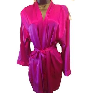 V S Satin Robe Hot Pink OS